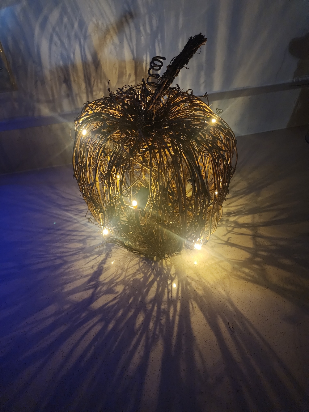 Rustic Brown Grapevines Pumpkin Large with Warm White LED Lights. New No Tags